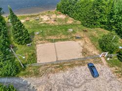 Access to a body of water - 