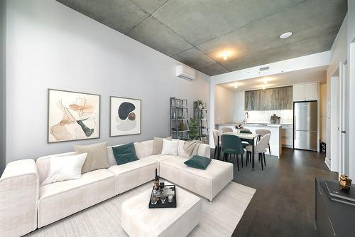 610-7227 Boul. Newman  Montréal (Lasalle), QC H8N 0H7