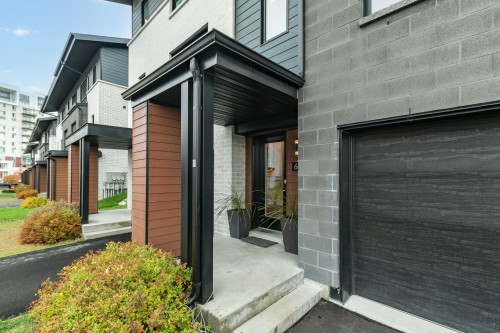 6152 Rue d'Angora  Terrebonne (Lachenaie), QC J6X 0G9