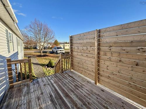 11 Park Blvd, Lower South River, NS 