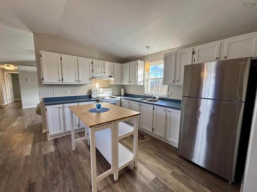 11 Park Blvd, Lower South River, NS 