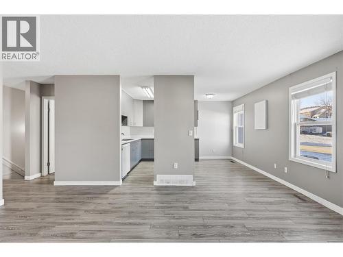 383 Hollyburn Drive, Kamloops, BC - Indoor Photo Showing Other Room