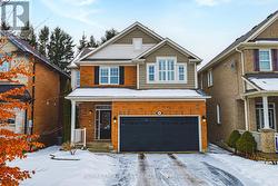 85 PEER COURT  Hamilton, ON L9K 0C5