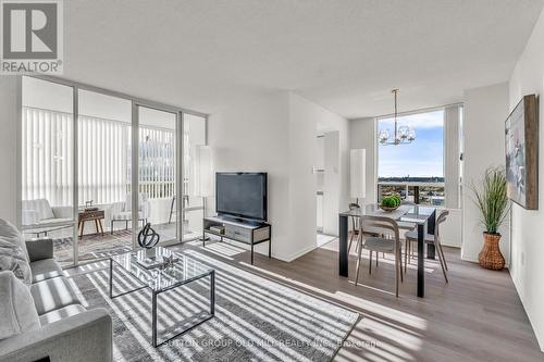 1505 - 550 WEBB DRIVE  Mississauga, ON L5B 3Y4