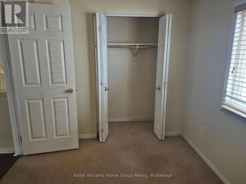 10 Donnenwerth Drive, Kitchener, ON - Indoor Photo Showing Other Room