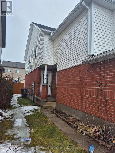 10 Donnenwerth Drive, Kitchener, ON - Outdoor