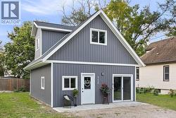 112 WINDSOR AVENUE  Colchester, ON N0R 1G0