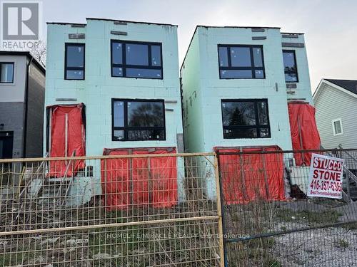 40 AUGUST AVENUE  Toronto, ON M1L 3M9