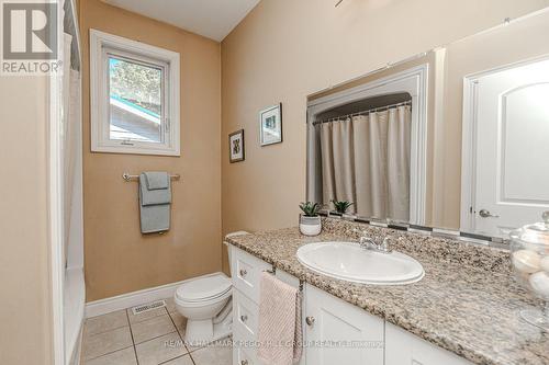 122 Trout Lane, Tiny, ON - Indoor Photo Showing Bathroom