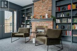 300 - 420 NORTH SERVICE ROAD E  Oakville, ON L6H 5R2