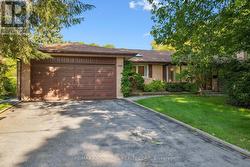 1095 LINBROOK ROAD Oakville, ON L6J 2L2