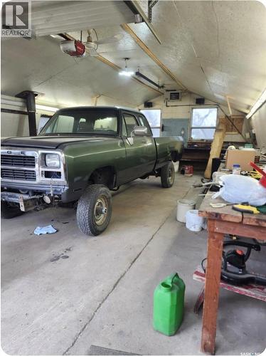212 4Th Avenue E, Nokomis, SK - Indoor Photo Showing Garage