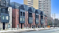 12 - 3069 PHARMACY AVENUE  Toronto, ON M1W 2H1