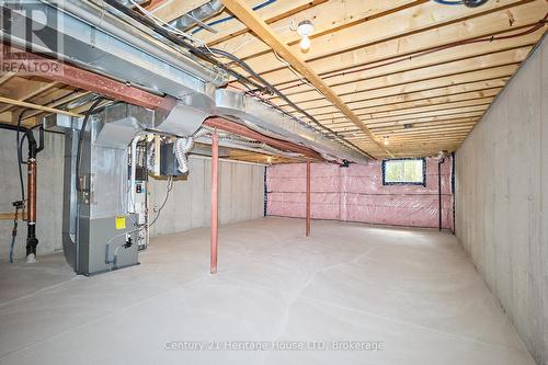 Bsmt with potential for renovations - 427 Williams Crescent, Fort Erie (Lakeshore), ON - Indoor Photo Showing Basement