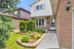 14 OCEANIC DRIVE  Hamilton, ON L8E 4H5
