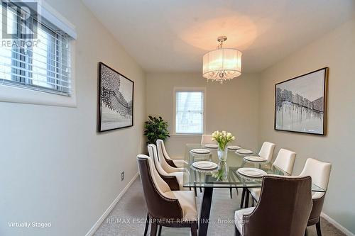180 Adair Avenue N, Hamilton, ON - Indoor Photo Showing Dining Room