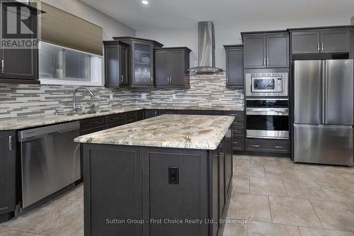 70 Kenton Street, West Perth (Mitchell), ON - Indoor Photo Showing Kitchen With Upgraded Kitchen