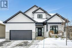 743 MEADOWRIDGE CIRCLE  Ottawa, ON K0A 1L0