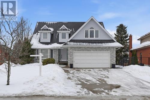 239 ROLLING ACRES COURT  Kitchener, ON N2A 3W5