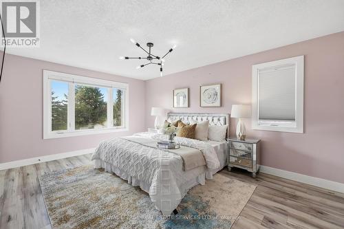 239 Rolling Acres Court, Kitchener, ON - Indoor Photo Showing Bedroom