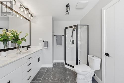 239 Rolling Acres Court, Kitchener, ON - Indoor Photo Showing Bathroom
