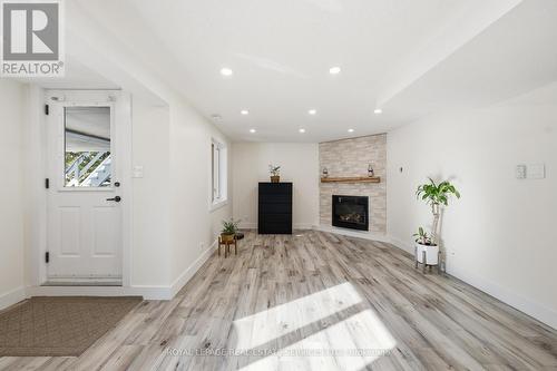 239 Rolling Acres Court, Kitchener, ON - Indoor With Fireplace