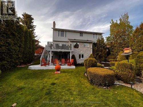 239 Rolling Acres Court, Kitchener, ON - Outdoor