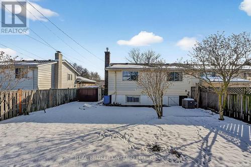 18 Fairway Drive, Hamilton, ON - Outdoor