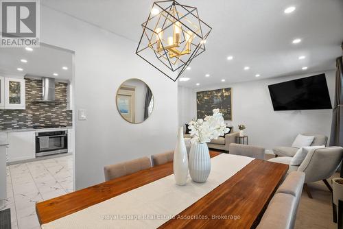 116 Boston Crescent, Hamilton, ON - Indoor Photo Showing Dining Room