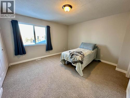 B 8923 102 Avenue, Fort St. John, BC - Indoor Photo Showing Bedroom