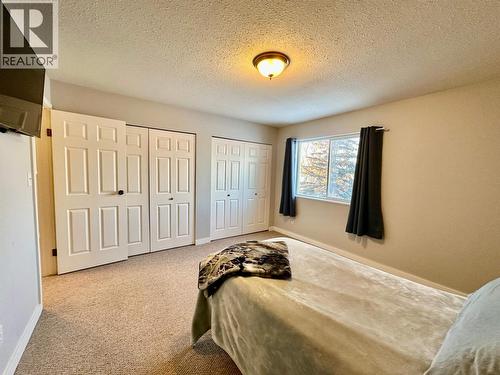 B 8923 102 Avenue, Fort St. John, BC - Indoor Photo Showing Bedroom
