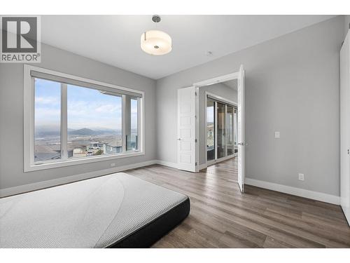 1940 Foxtail Terrace, Kelowna, BC - Indoor