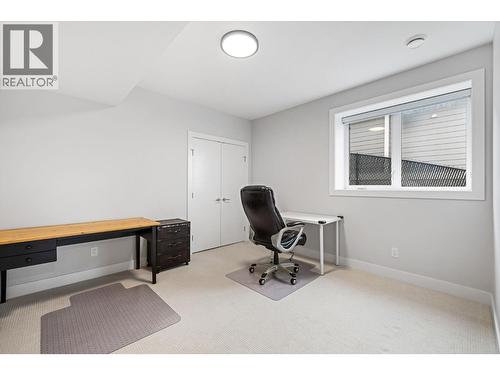 1940 Foxtail Terrace, Kelowna, BC - Indoor