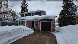 123 Palace DR  Sault Ste. Marie, ON P6B 5H7