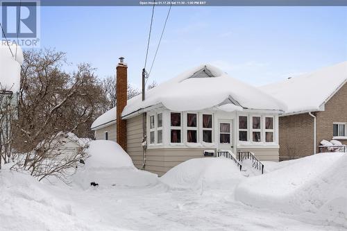 92 Wallace TER  Sault Ste. Marie, ON P6C 1K3