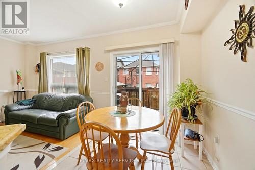 5965 Stonebriar Crescent, Mississauga, ON - Indoor Photo Showing Dining Room