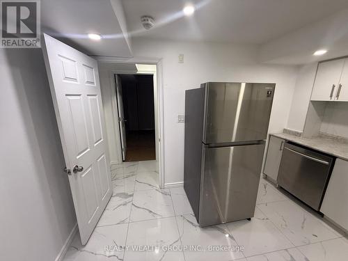 Bsmt - 14 Jaypeak Road, Brampton, ON - Indoor Photo Showing Kitchen