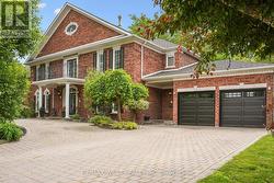 81 WOODVIEW DRIVE  Pickering, ON L1V 1L1