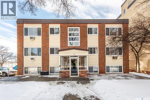 285 Fairford STREET E  Moose Jaw, SK S6H 0E1