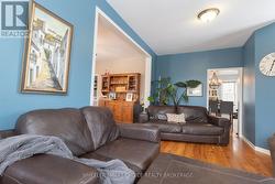view towards kitchen and the dining area - 