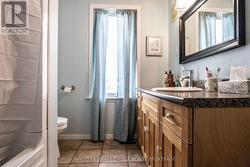 4 piece main upstairs bedroom - 