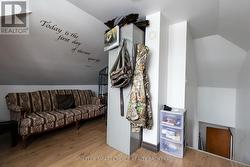 Bonus room in the attic - 