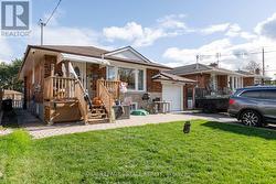 5 BARLOW ROAD  Toronto, ON M1G 2B3