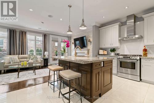 2469 Chateau Common, Oakville, ON - Indoor Photo Showing Kitchen With Upgraded Kitchen