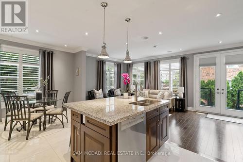 2469 Chateau Common, Oakville, ON - Indoor Photo Showing Kitchen With Double Sink With Upgraded Kitchen