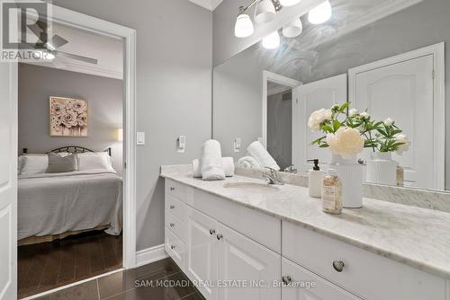 2469 Chateau Common, Oakville, ON - Indoor