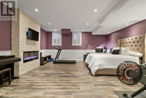 2469 Chateau Common, Oakville, ON - Indoor Photo Showing Bedroom