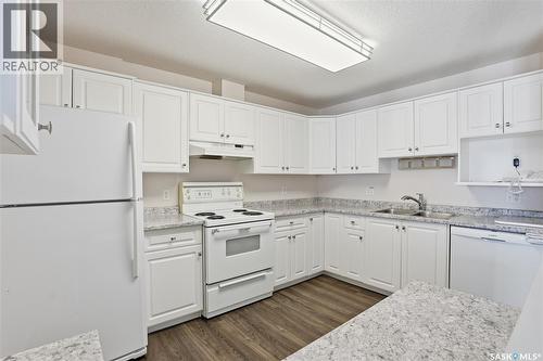 211 1735 Mckercher Drive, Saskatoon, SK - Indoor Photo Showing Kitchen With Double Sink