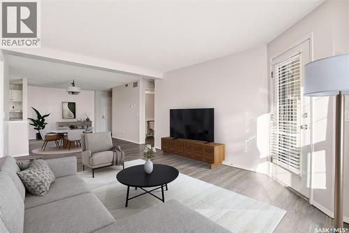 211 1735 Mckercher Drive, Saskatoon, SK - Indoor Photo Showing Living Room