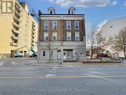 3 - 2 METCALFE STREET  St. Thomas, ON N5R 3J9
